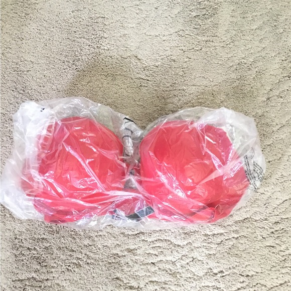 Victoria’s Secret Very Sexy Shine Strap Push Up Bra NWT - Picture 11 of 11